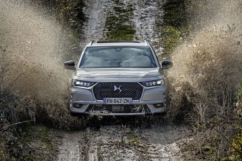 DS 7 Crossback E-Tense 4X4 offroad