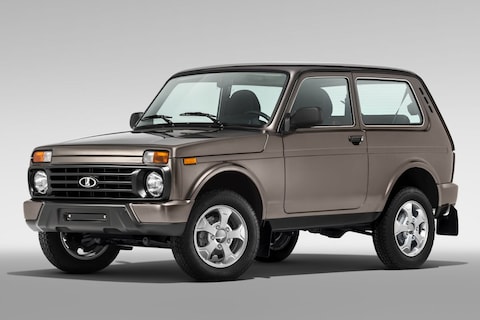 Lada 4x4 krijgt nieuw binnenste