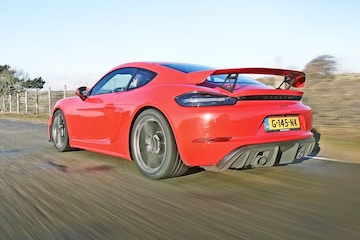 porsche 718 Cayman GT4