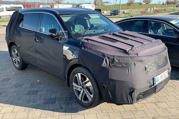 Kia Sorento spyshots