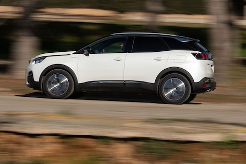 Peugeot 3008 Hybrid4 - Eerste rijtest