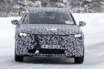DS 4 spyshots (Crossback)