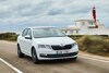Skoda Octavia productiemijlpaal wit vuurtoren