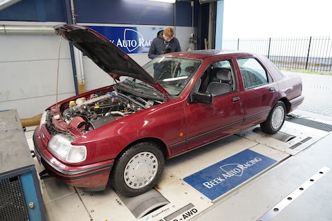 Ford Sierra 2.0 - Op de Rollenbank