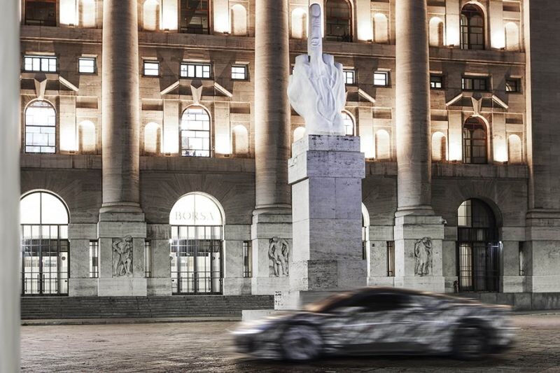 Maserati MC20 teaser