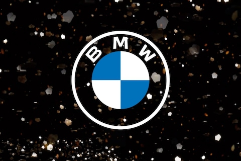 Nieuw BMW-logo voorlopig niet op auto’s