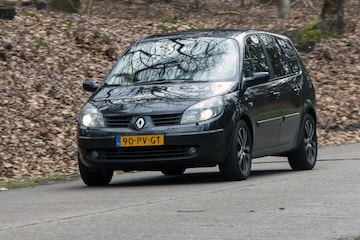 Renault Scenic occasion klokje rond