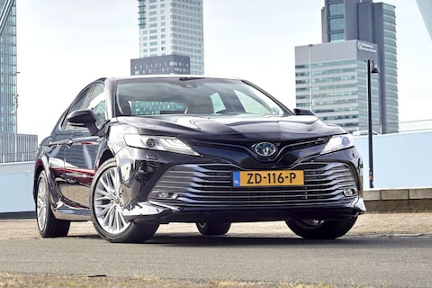 Test: Toyota Camry 2.5 Hybrid Premium