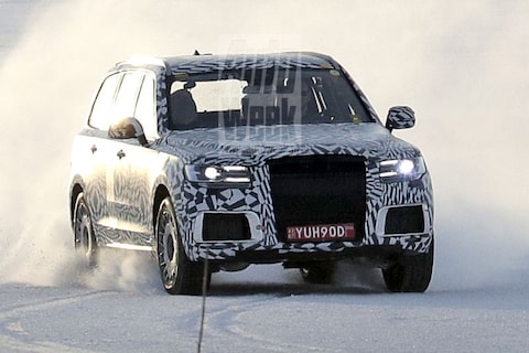 Streep door Moscow International Automobile Salon