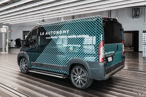 Karma toont autonome L4 E-Flex Van