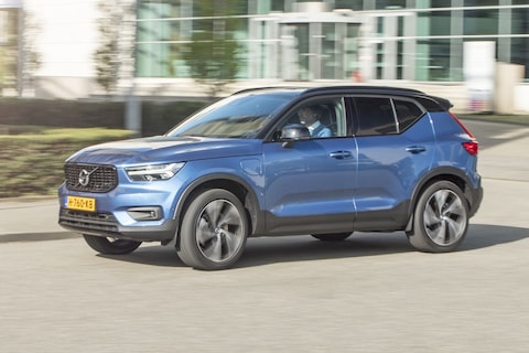 Volvo XC40 T5 Recharge – achteruitkijkspiegel