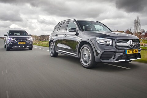 Mercedes-Benz GLB vs. Peugeot 5008 - Vergelijkende Test