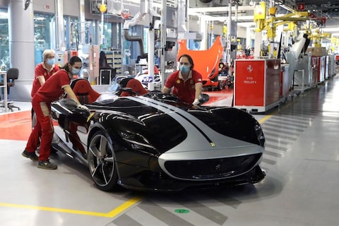 Ferrari hervat productie na bijna twee maanden