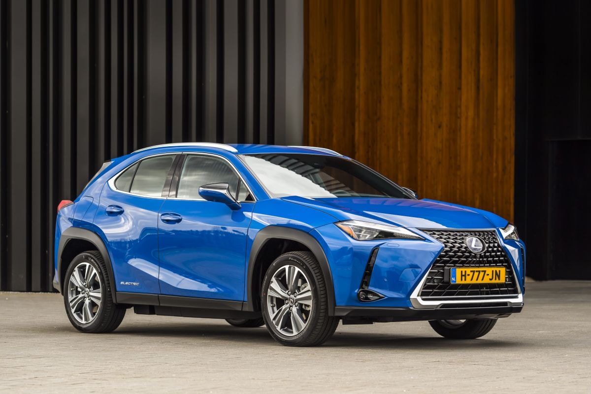 Lexus UX 300e