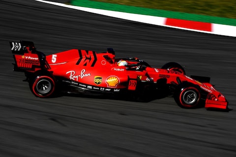 Ferrari F1-team bevestigt Carlos Sainz als opvolger Vettel