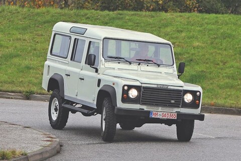 Land Rover Defender 110 S Td5 - Youngtimertip