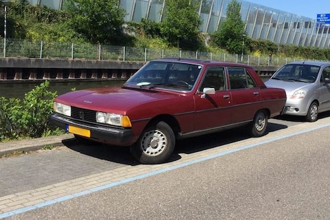 In het Wild: Peugeot 604 (1979)