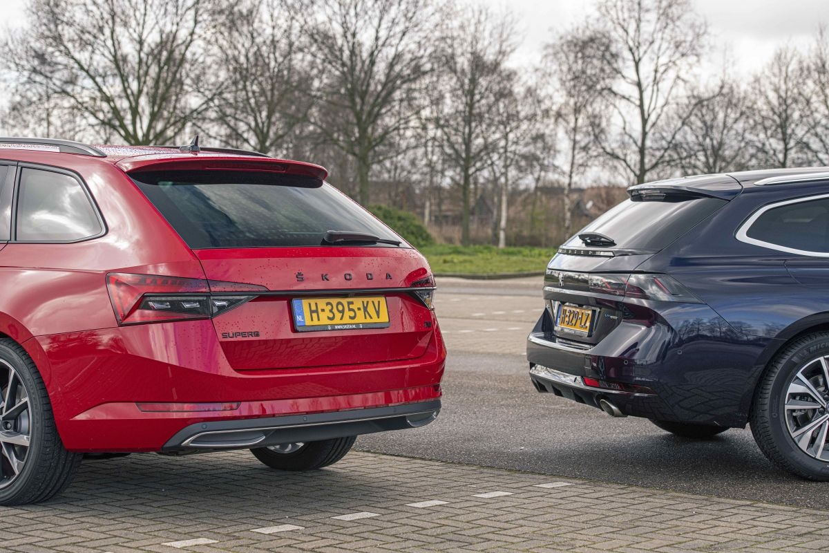 Stationwagen achterklep kofferbak vakantie