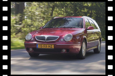 Videoflashback: Lancia Lybra 1.9 JTD - 982.363 km - Klokje Rond