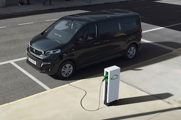 Peugeot e-Traveller