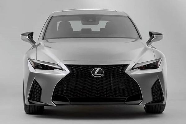 Lexus IS gelekt