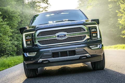 Ford bouwt incomplete auto’s vanwege chiptekort