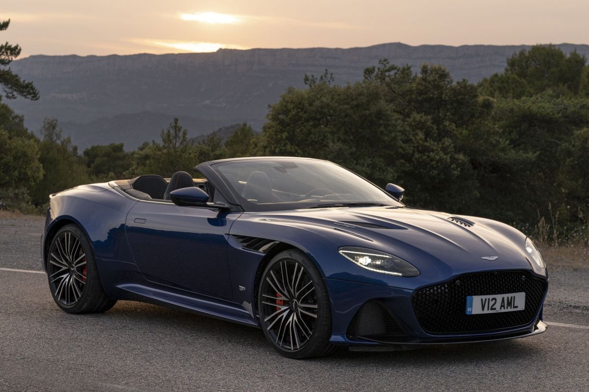 Aston Martin DBS Superleggera Volante