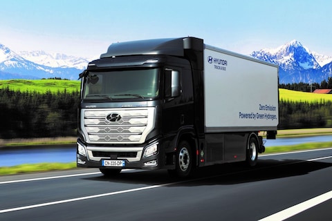 Hyundai’s eerste waterstofvrachtauto onderweg naar Europa