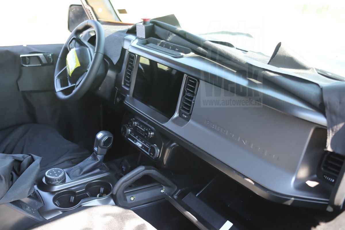Ford Bronco spionage