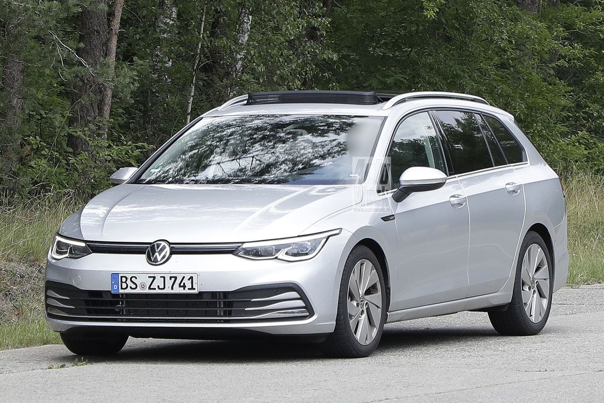 Spyshots Volkswagen Golf Variant en Variant Alltra