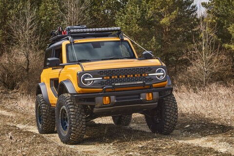 Ford Bronco Pick-up afgeschoten
