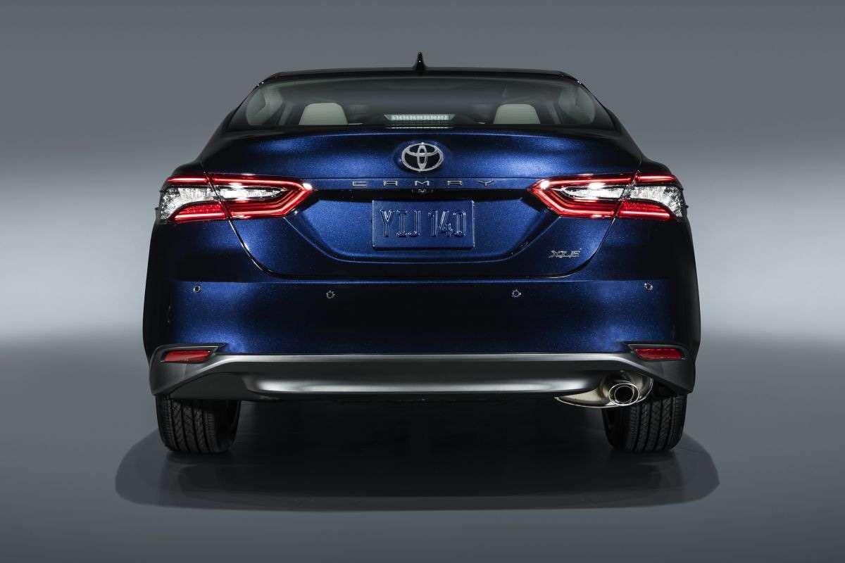 Toyota Camry 2021