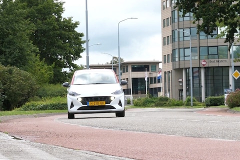 Hyundai i10 - Achteruitkijkspiegel