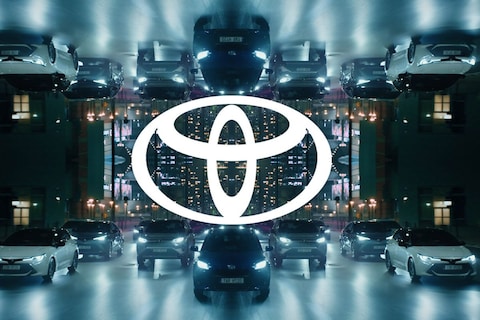 Ook Toyota introduceert nieuw logo