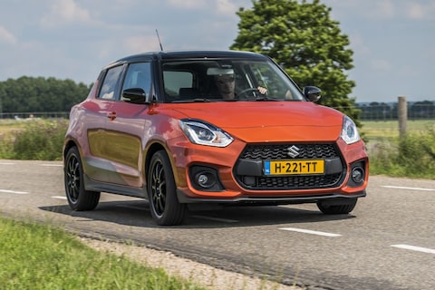 Langs Lek en Rijn met de Suzuki Swift Sport - De Dijk