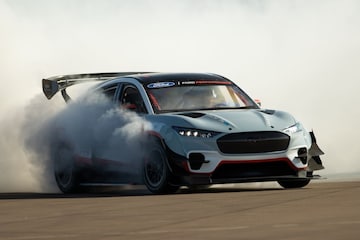 Ford Mustang Mach-E 1400