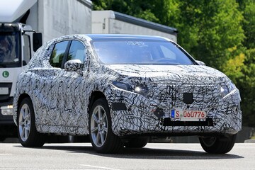 Spyshots Mercedes-Benz EQ GLE EQC