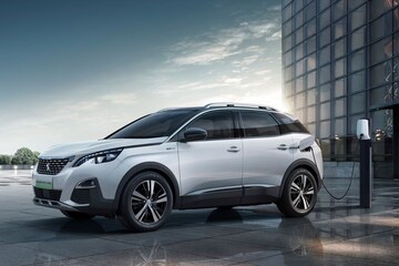 Peugeot 4008 PHEV 4WD China