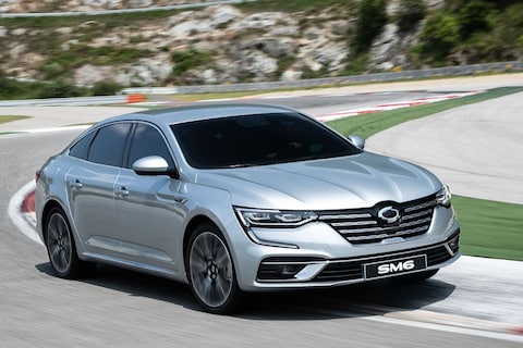 Samsung SM6 onder het mes