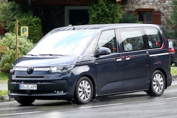 Volkswagen Transporter spyshots
