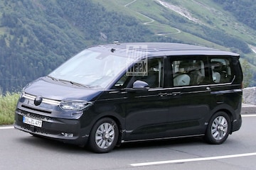 Volkswagen Transporter spyshots
