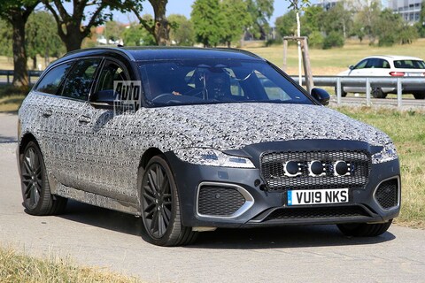 Vernieuwde Jaguar XF Sportbrake gesnapt