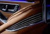 Mercedes-Benz S-klasse interieur schermen
