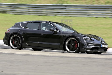 Porsche Taycan Cross Turismo verkent de 'Ring