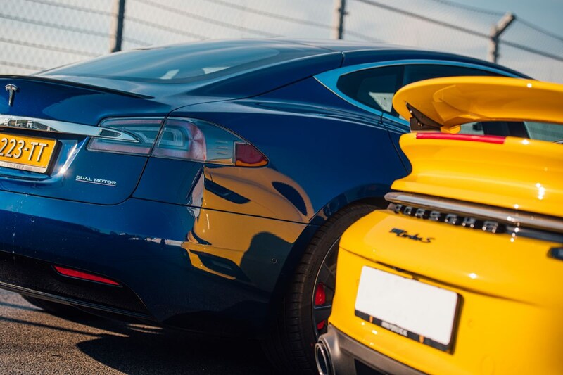 Circuit Zandvoort Porsche 911 Turbo S Tesla Model 
