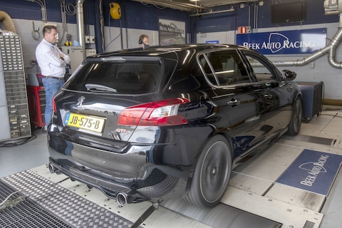 Peugeot 308 GTi 270 - Op de Rollenbank