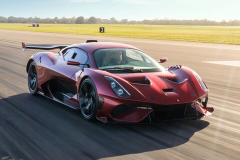 Brabham onthult straatlegale BT62R