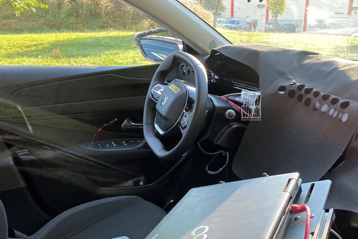 Peugeot 308 spyshots