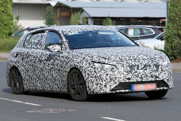 Peugeot 308 spyshots