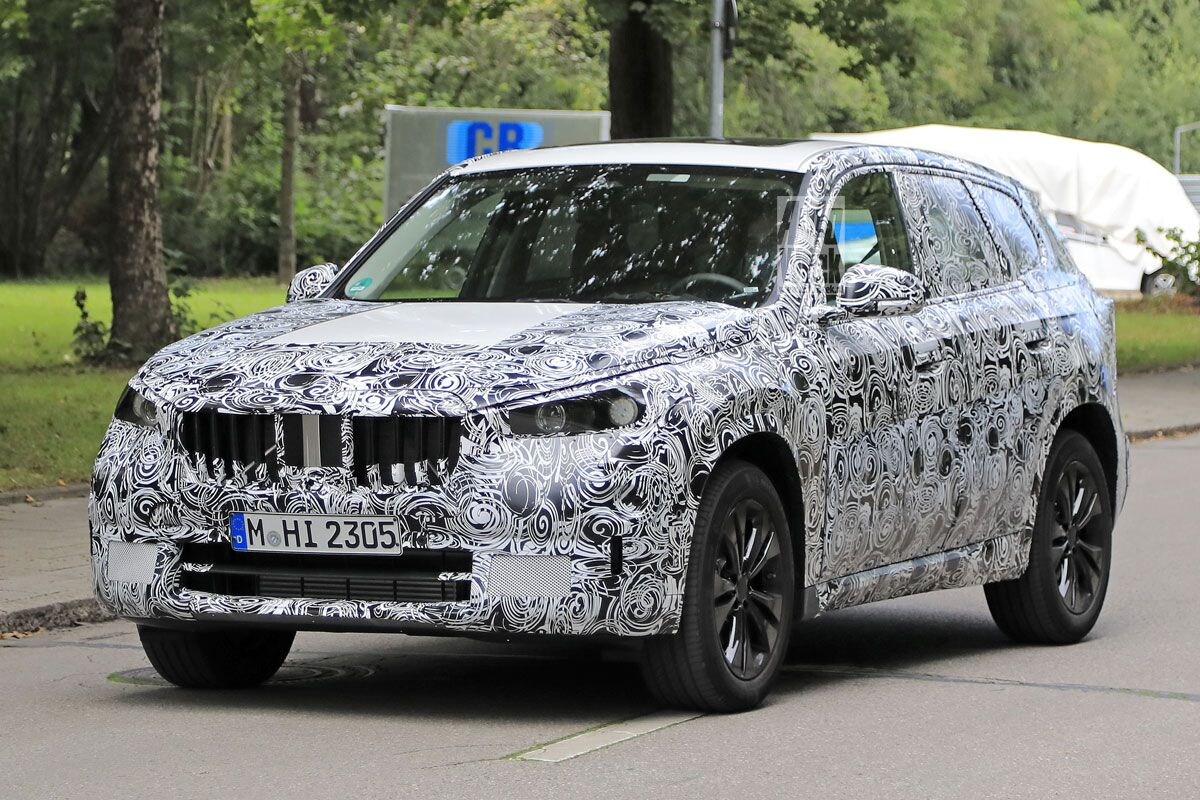 Spyshots BMW X1